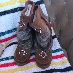 Minnetonka fur boots